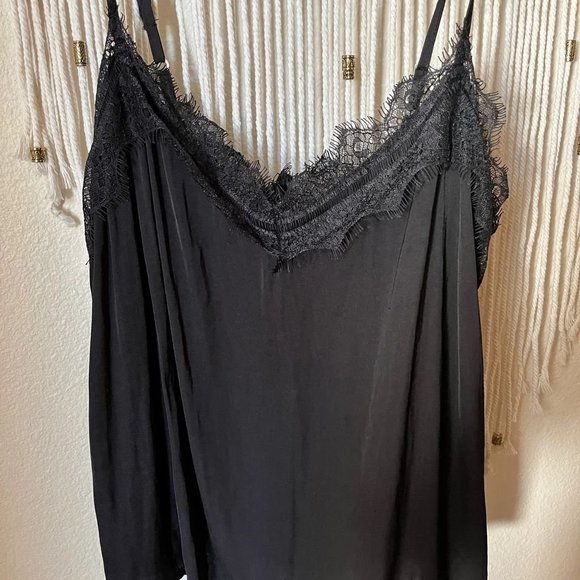 Women’s blouse